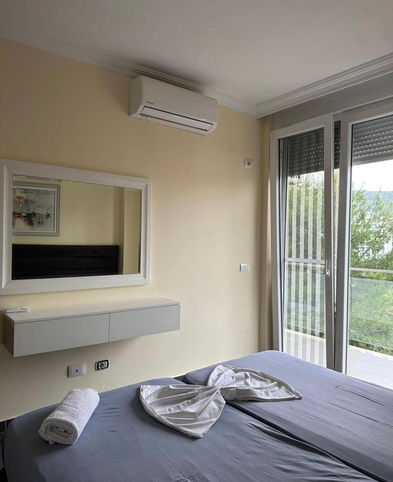 Deluxe Apartments With Balcony Shengjin Exterior photo